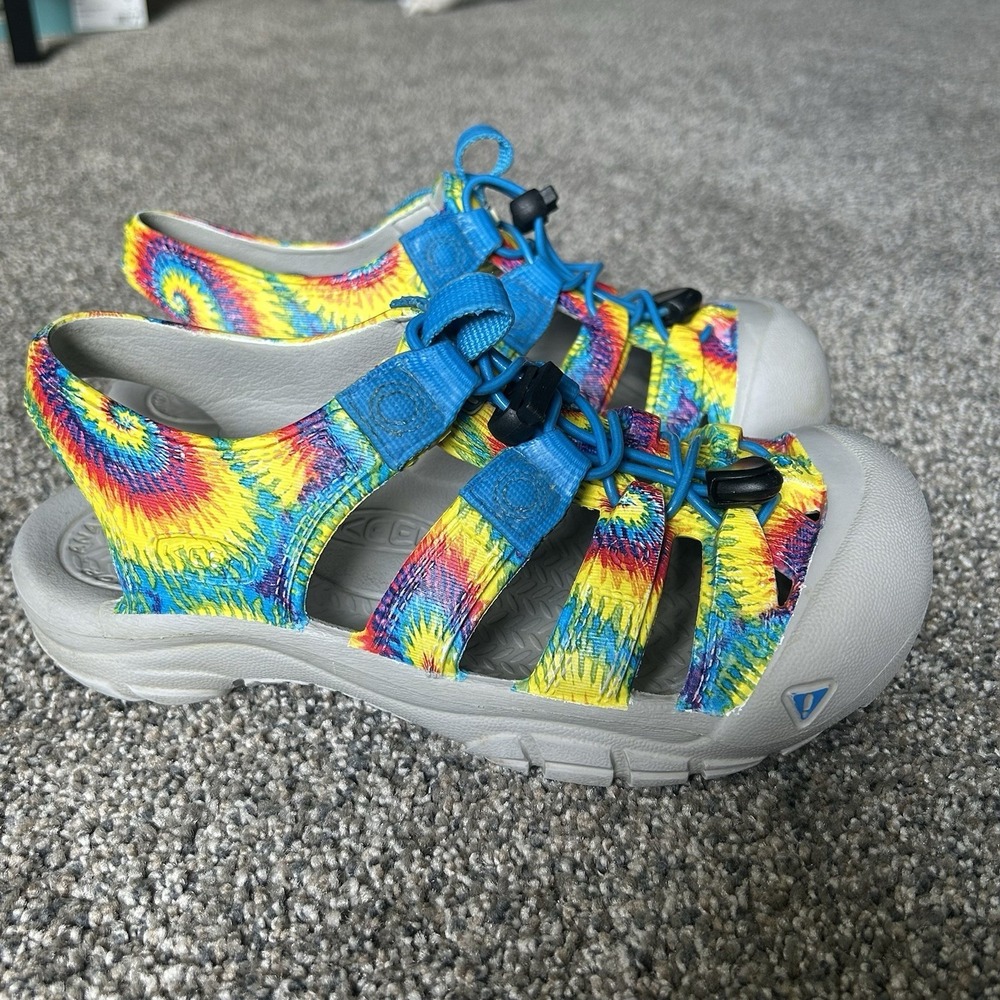KEEN Newport Kids Size 2 Waterproof Rubber Sandals Hiking Closed Toe Tie Dye